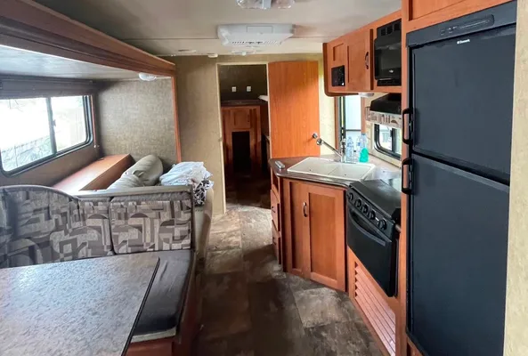 Jessica's Grey wolf 29’ with 4 bunks