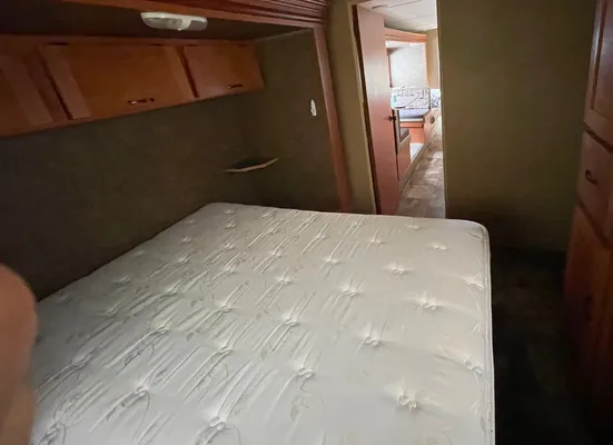 Jessica's Grey wolf 29’ with 4 bunks
