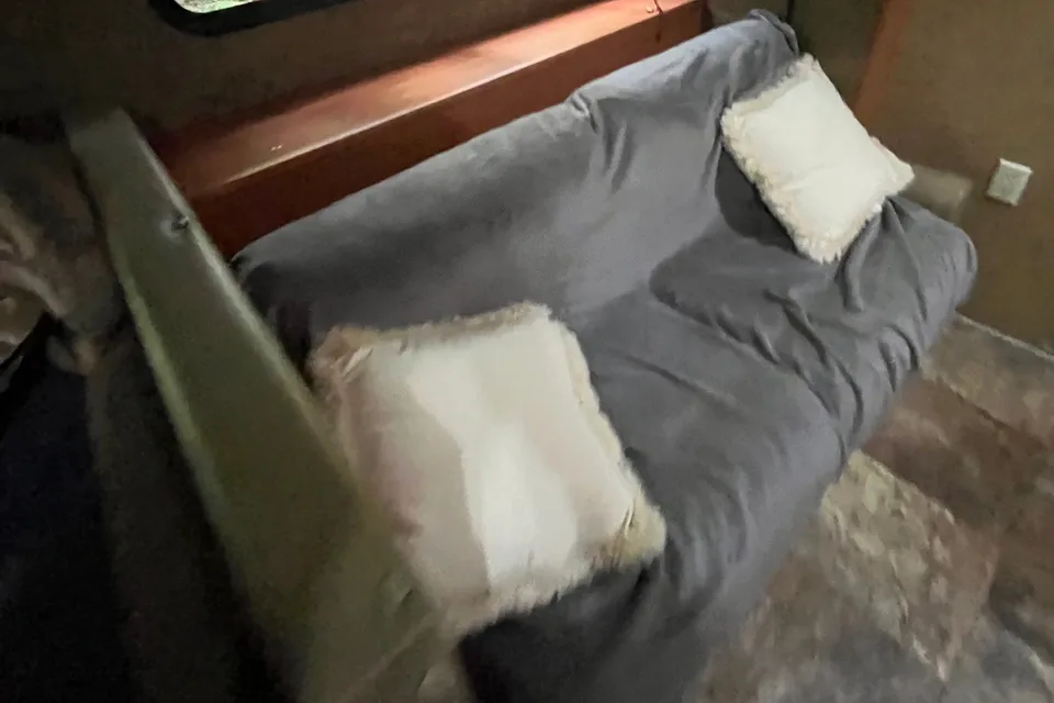 Jessica's Grey wolf 29’ with 4 bunks