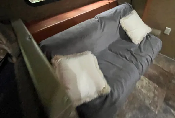 Jessica's Grey wolf 29’ with 4 bunks