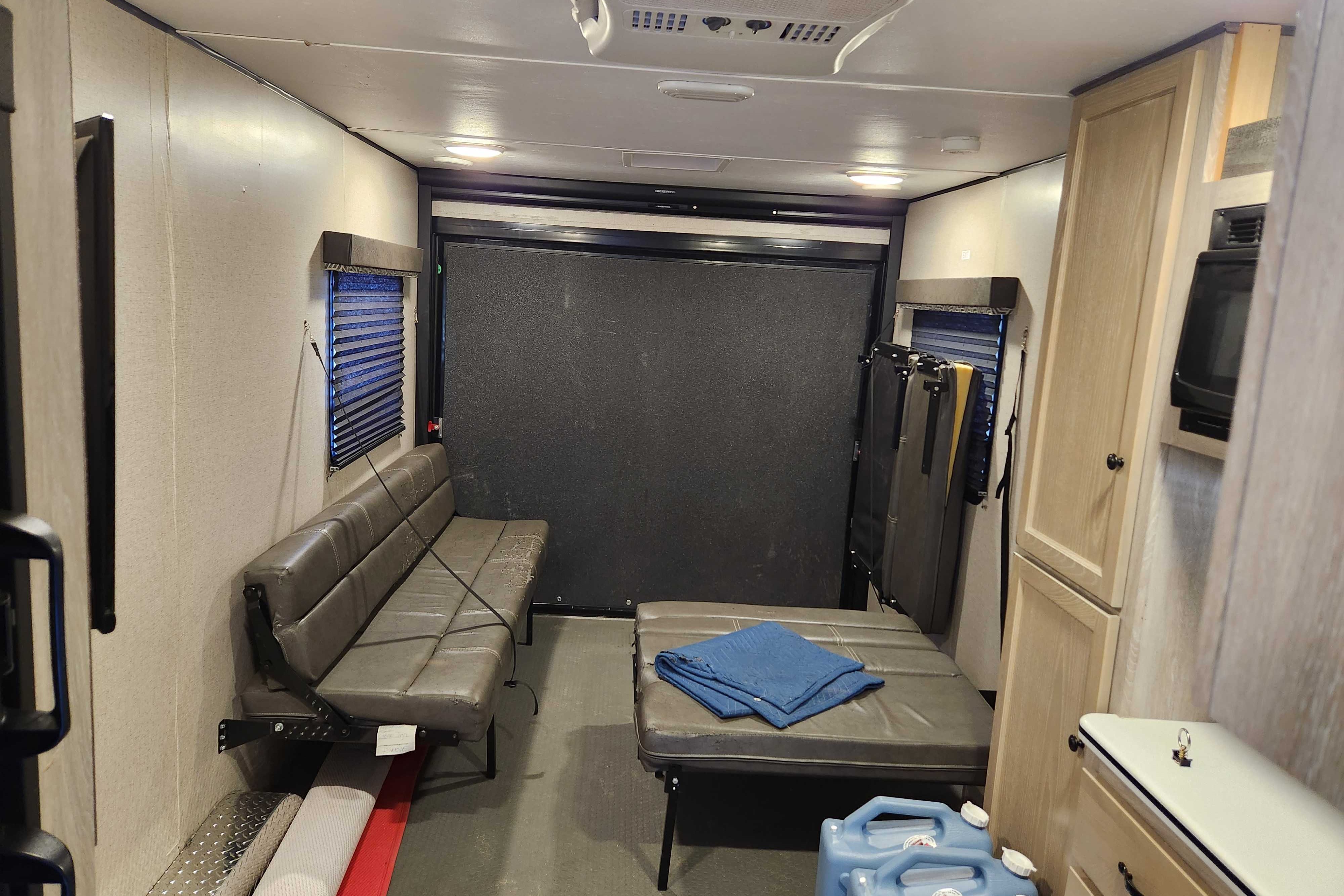 Mike's Riverside RV Retro 827 Toy Hauler