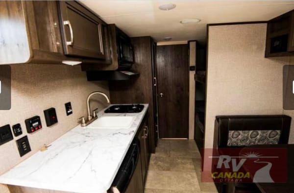 Trevor 's Jayco 174bh Travel Trailer