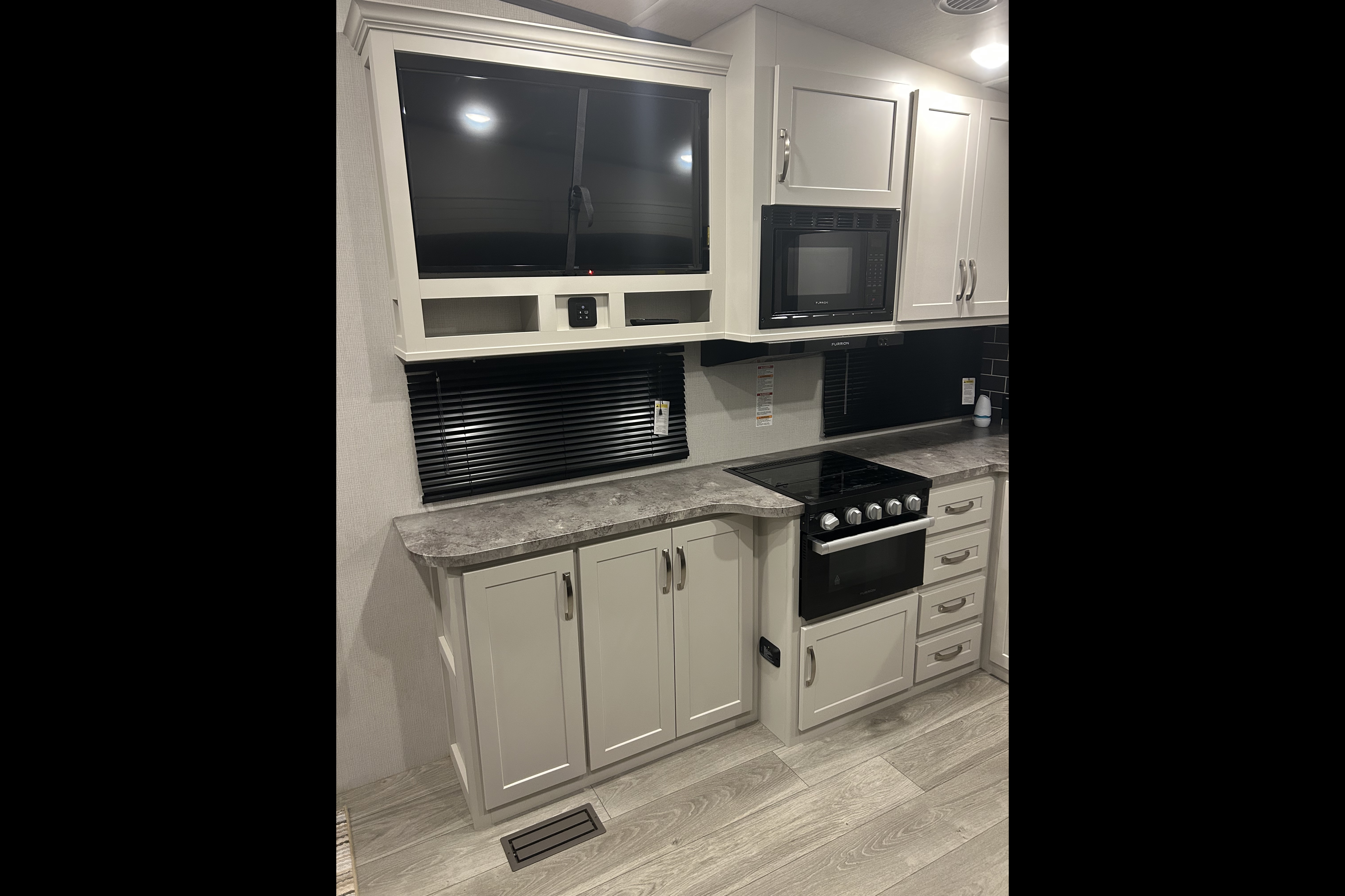 2025 Keystone Cougar Sport Fifth Wheel