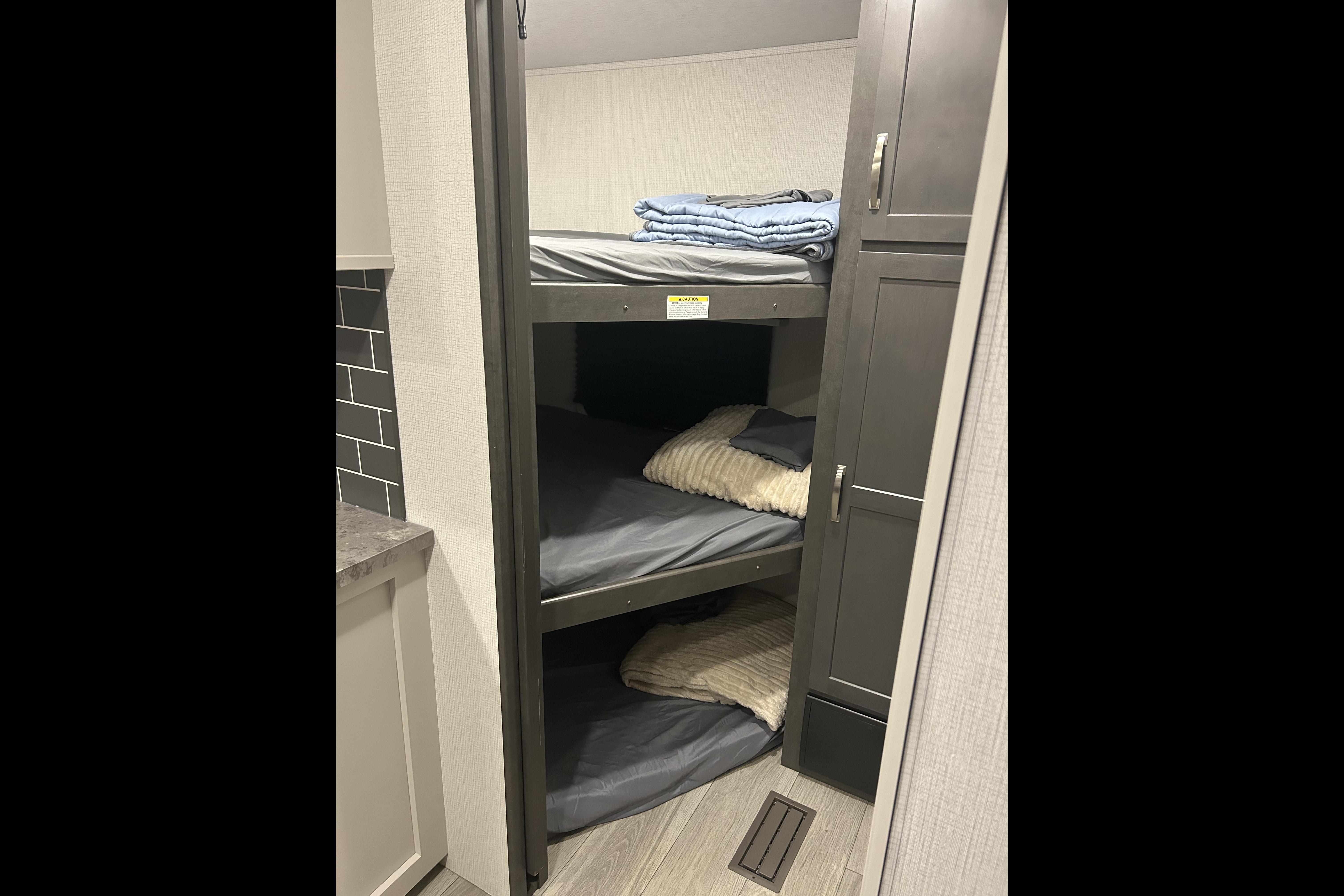 2025 Keystone Cougar Sport Fifth Wheel