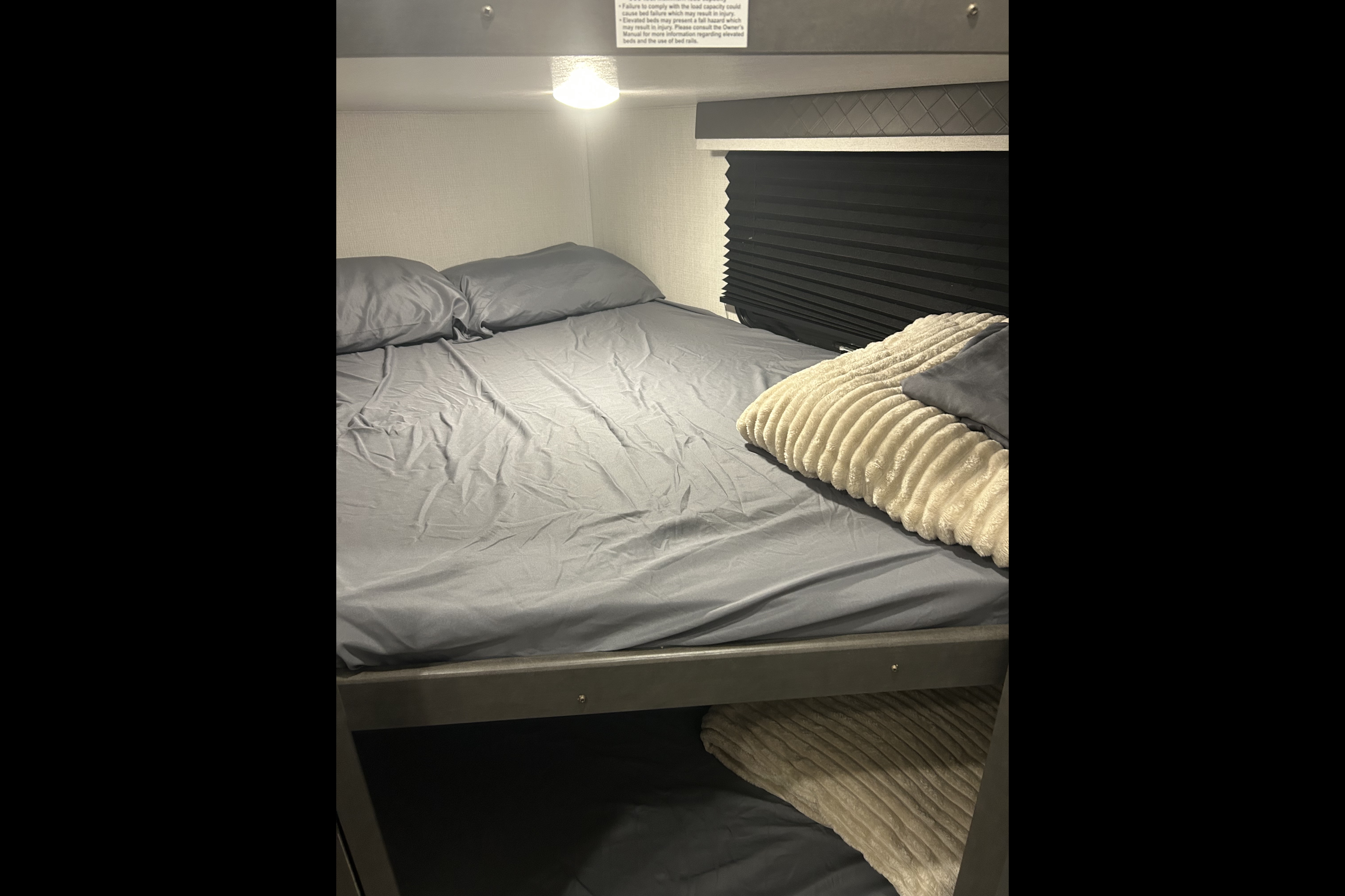 2025 Keystone Cougar Sport Fifth Wheel
