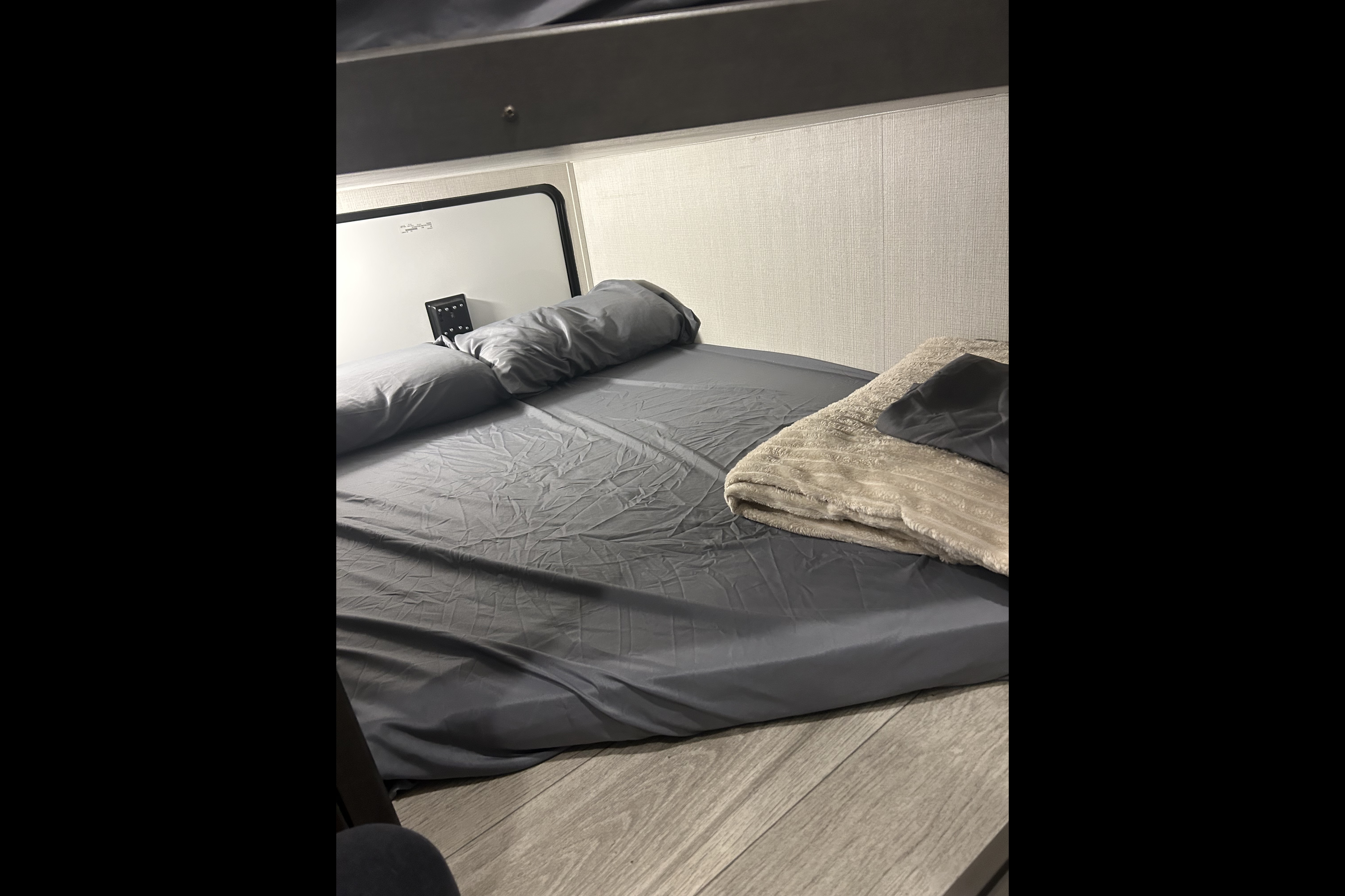2025 Keystone Cougar Sport Fifth Wheel
