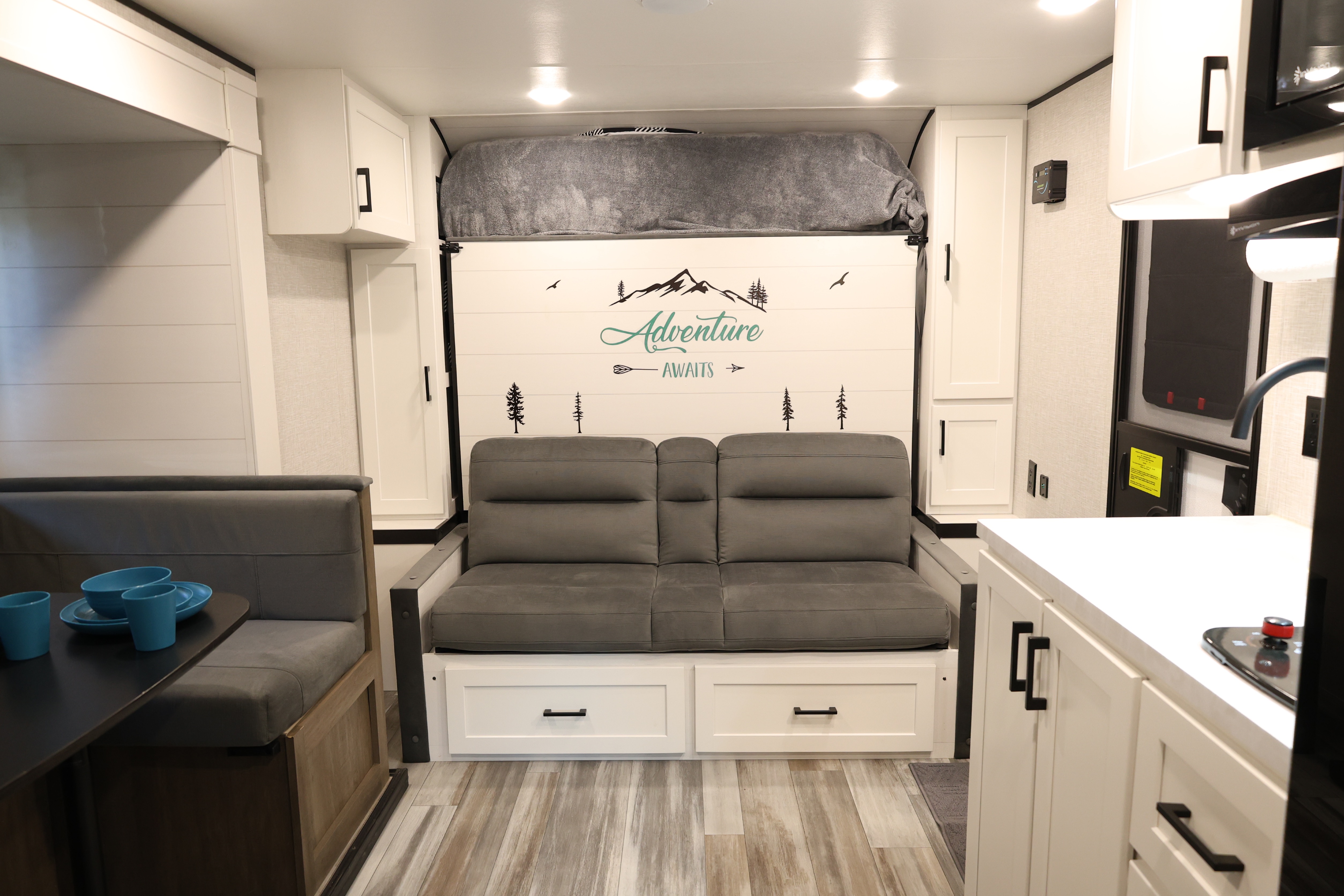 Bigfoot outdoor Rentals, Jayco Jay Flight 197 Travel Trailer