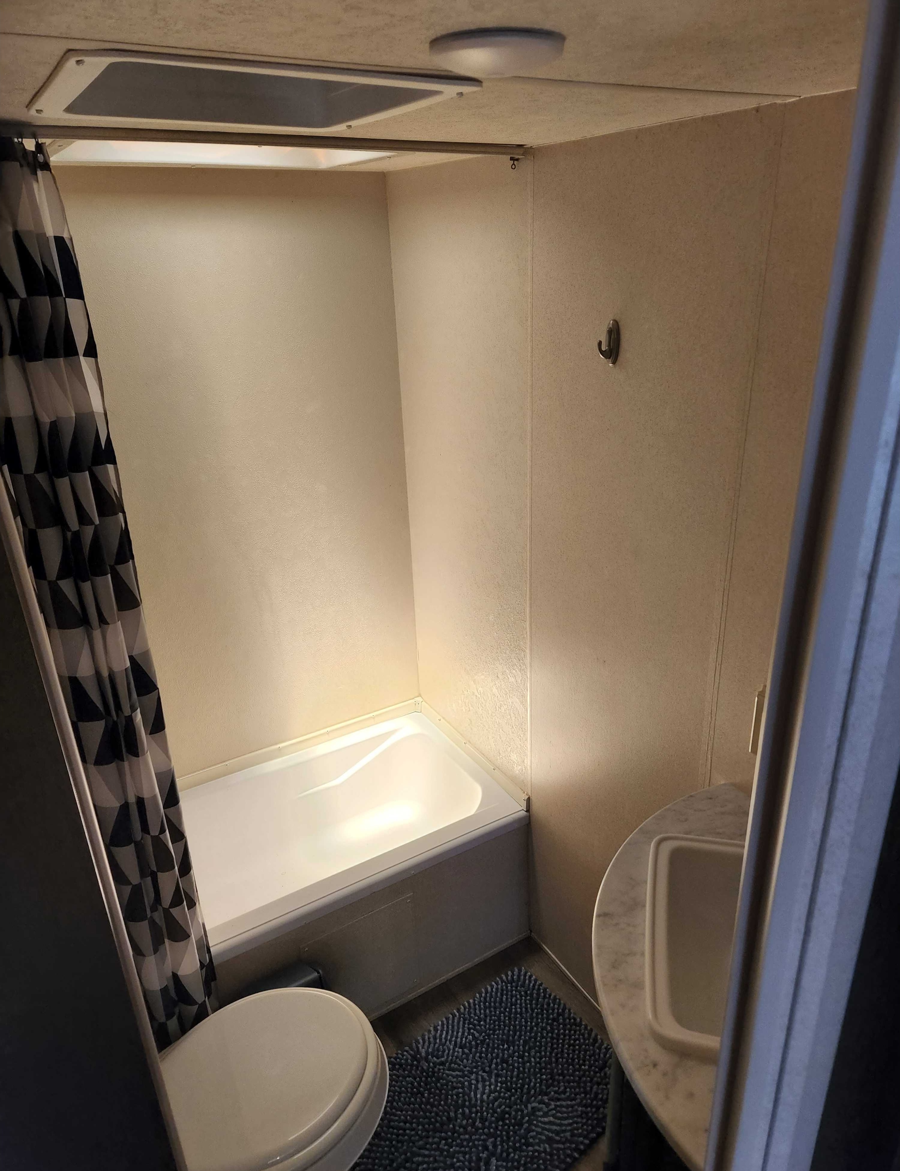 Danny's Forest River Wildwood X Lite Travel Trailer