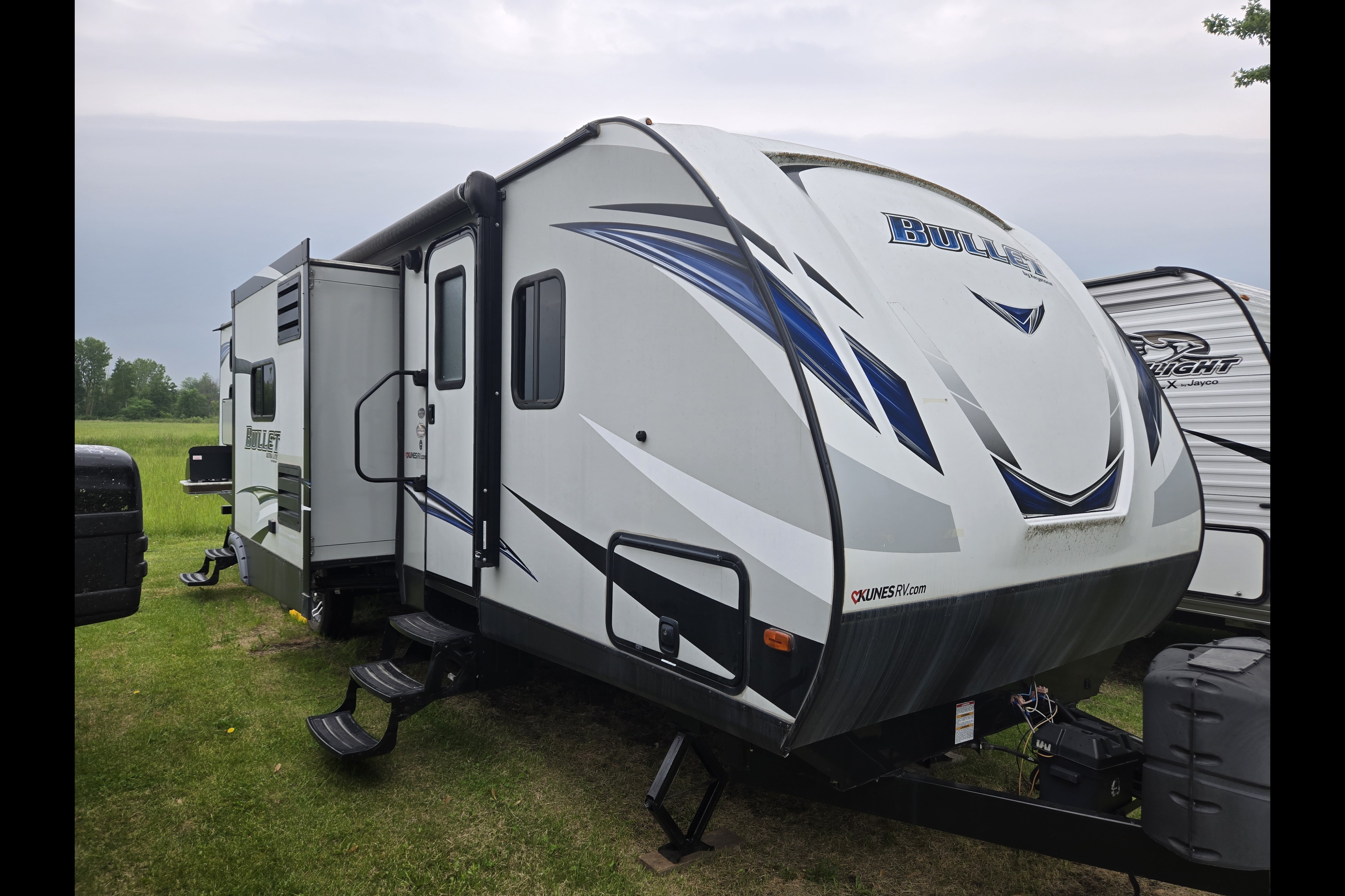 Keystone Bullet 311BHS Travel Trailer