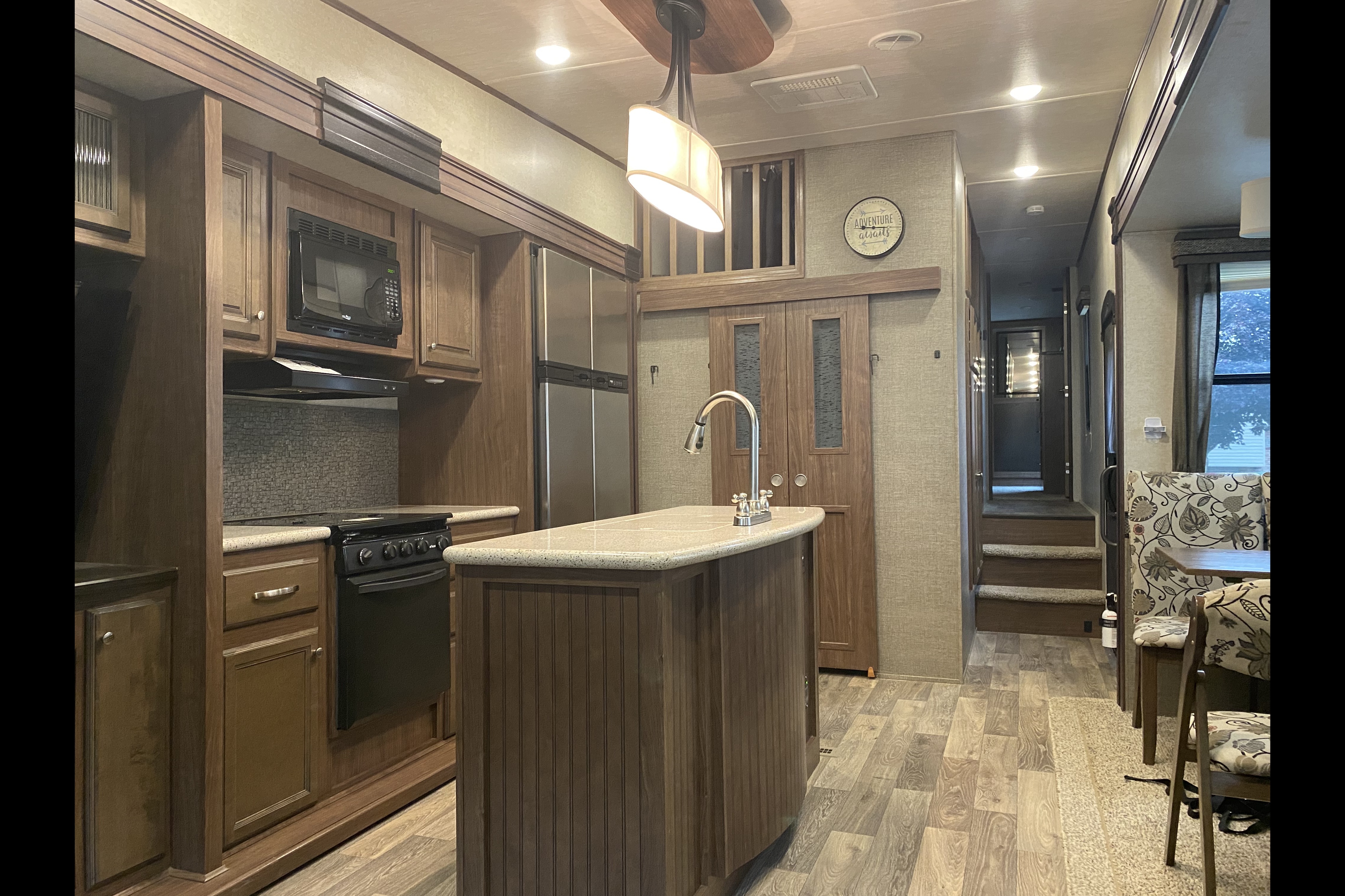 Heartland Elkridge Fifth Wheel
