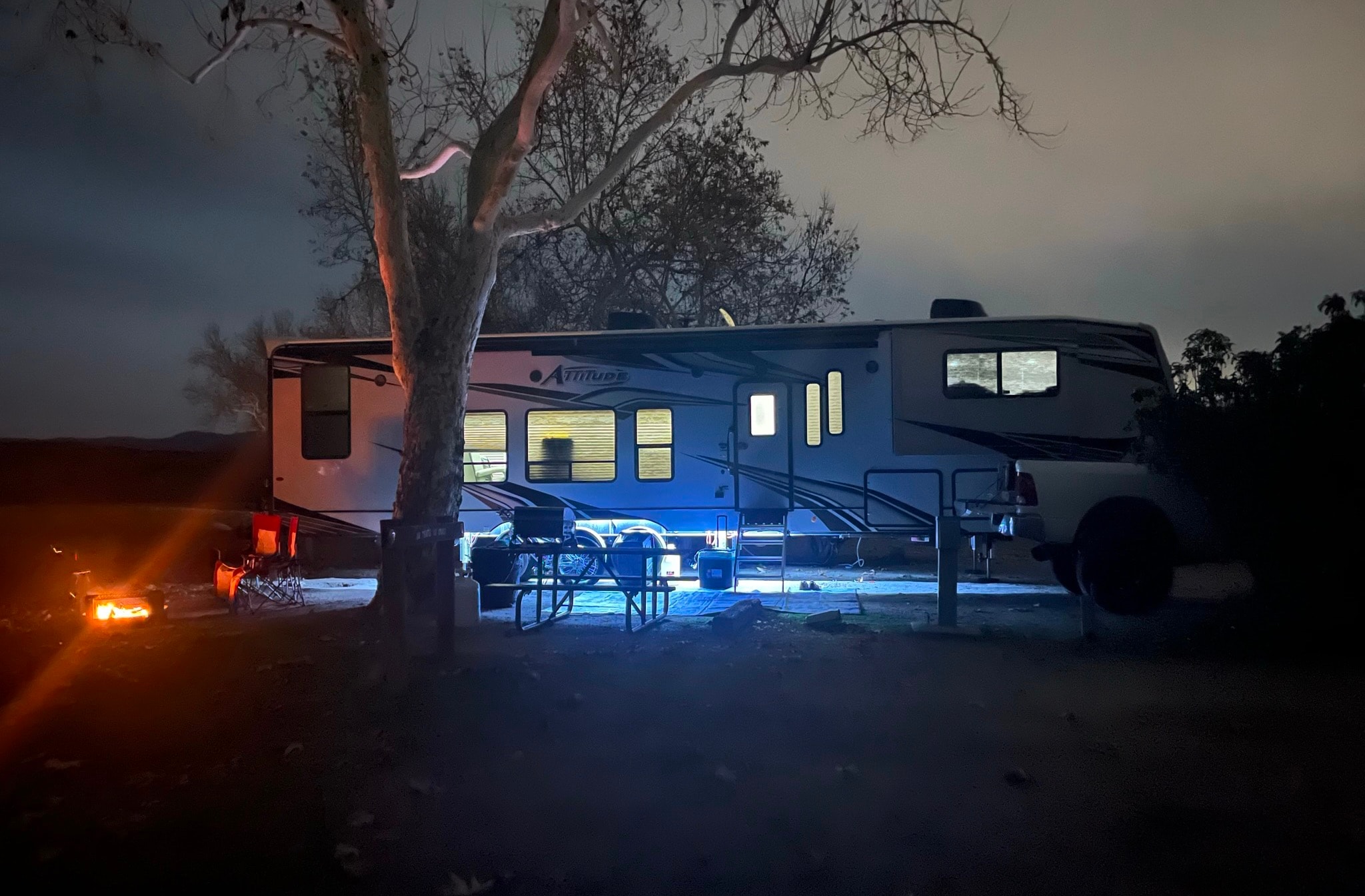 BEAUTIFUL, BRAND NEW 5TH WHEEL RV FOR YOUR NEXT “GLAMPING” ADVENTURE!