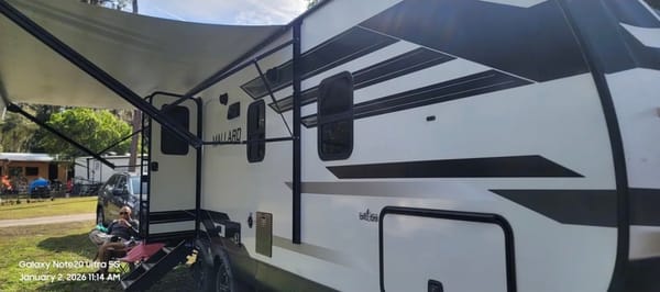 Pet Friendly Heartland 251BH King bed + Bunks