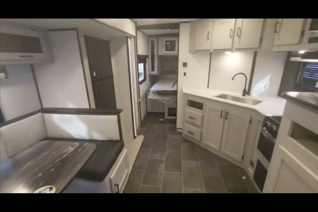 Pet Friendly Heartland 251BH King bed + Bunks