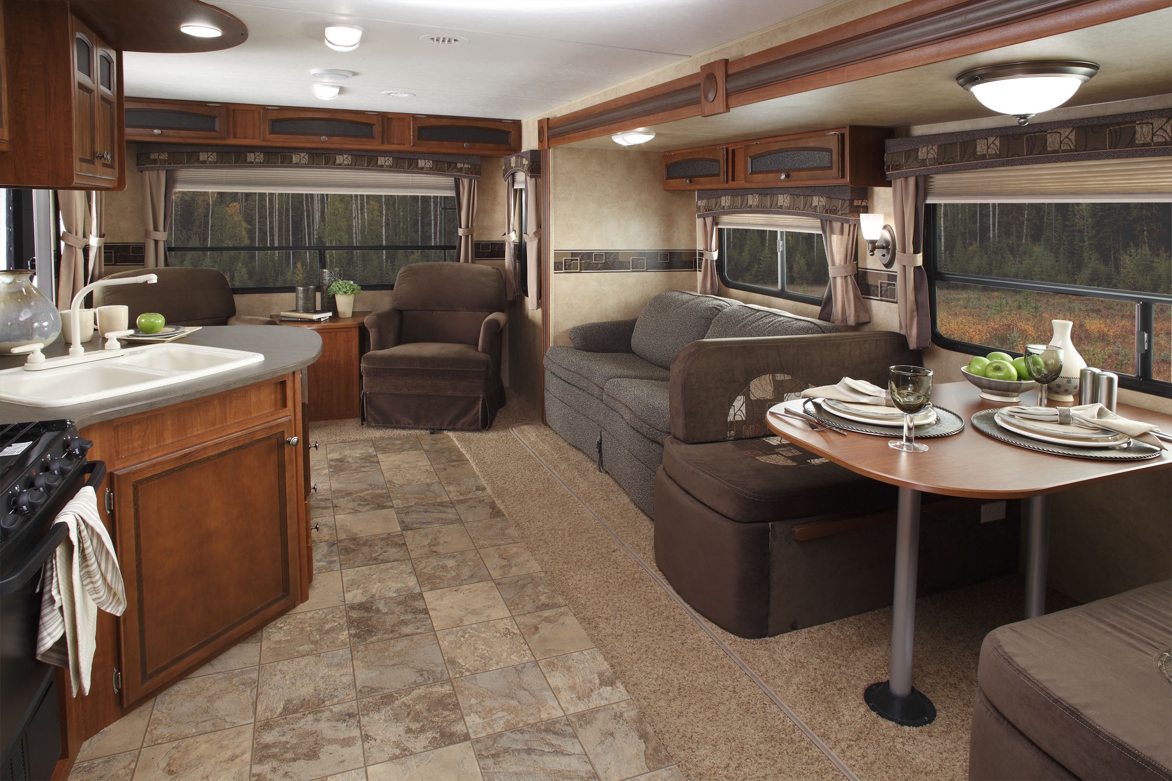 Frank's Jayco Whitehawk Ultra Light 27DSRL Travel Trailer