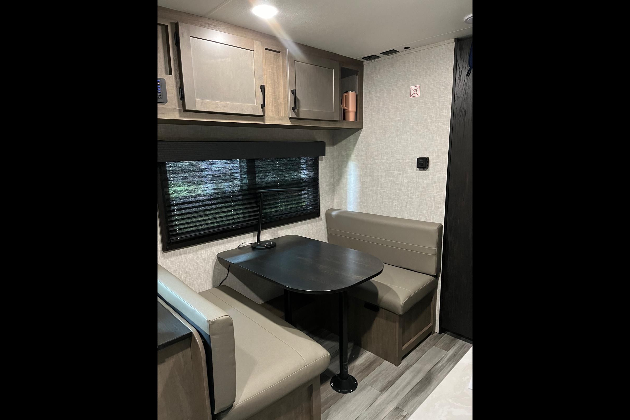 Starcraft Autumn Ridge 182 RB Travel Trailer