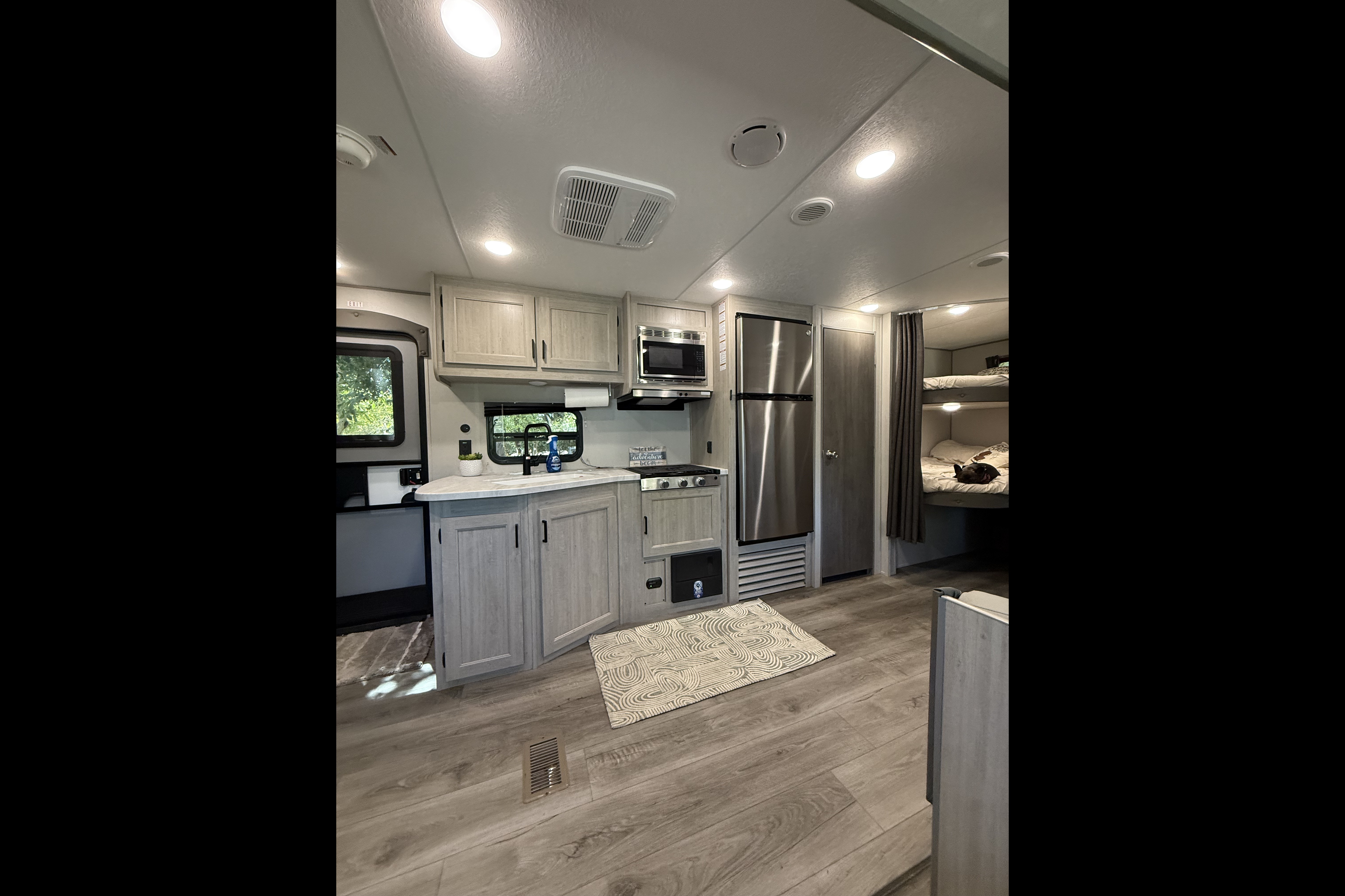 2025 Coachmen, Bunkhouse, Sleeps 8-10, $500 Deposit, Bed Linens included