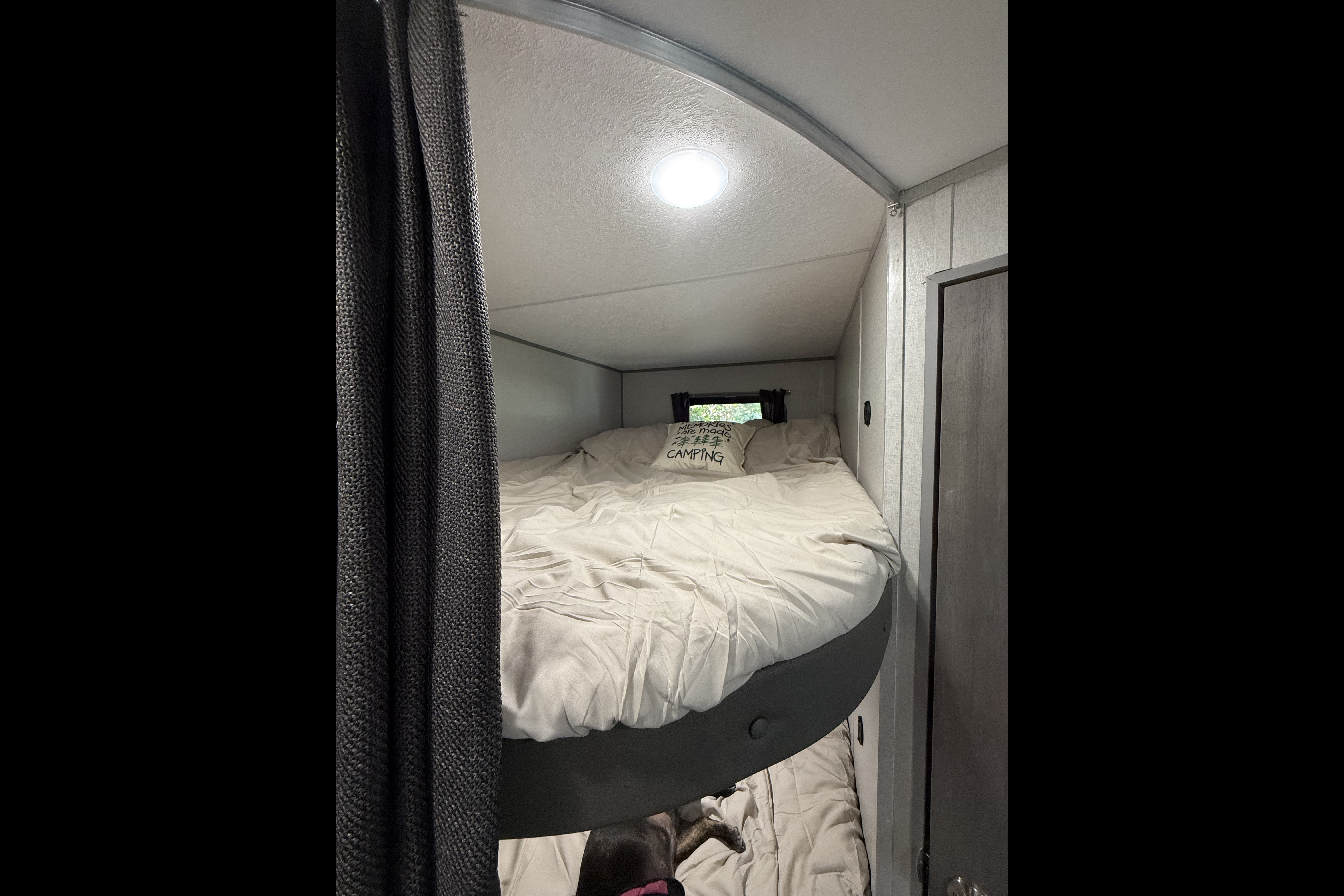 2025 Coachmen, Bunkhouse, Sleeps 8-10, $500 Deposit, Bed Linens included