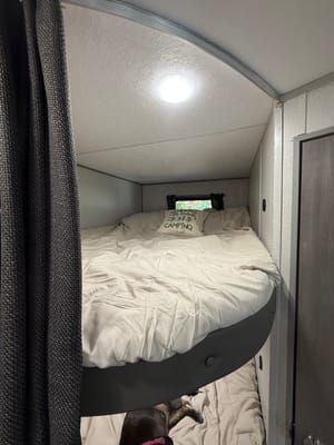 2025 Coachmen, Bunkhouse, Sleeps 8-10, $500 Deposit, Bed Linens included