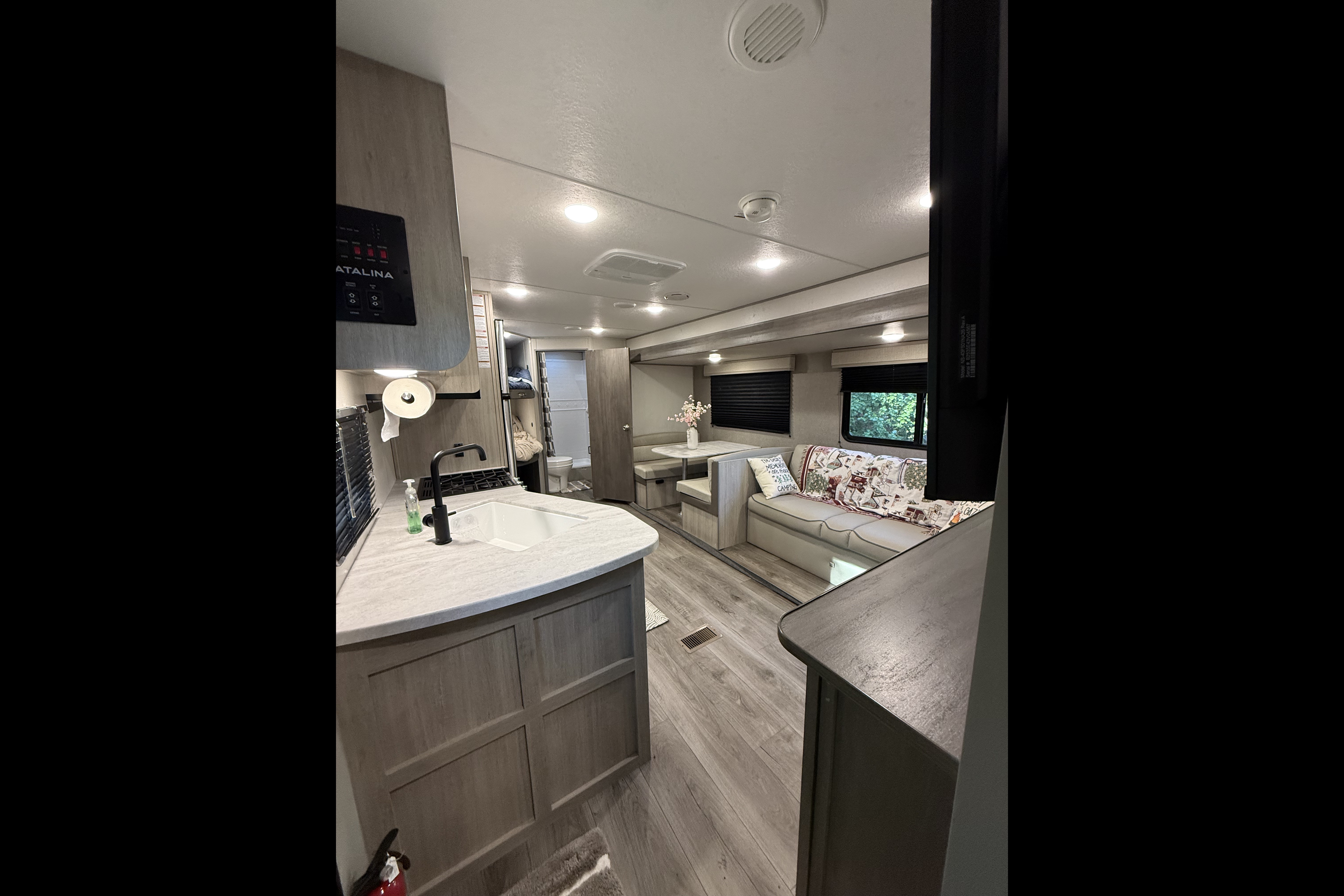 2025 Coachmen, Bunkhouse, Sleeps 8-10, $500 Deposit, Bed Linens included