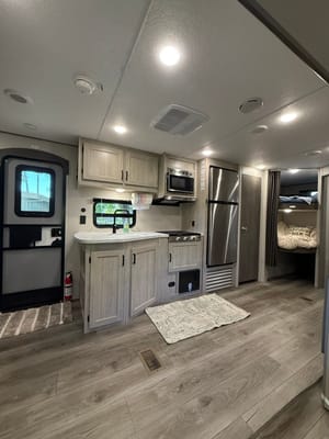 2025 Coachmen, Bunkhouse, Sleeps 8-10, $500 Deposit, Bed Linens included