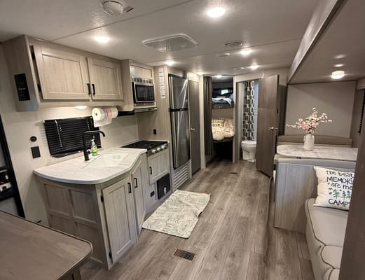 2025 Coachmen, Bunkhouse, Sleeps 8-10, $500 Deposit, Bed Linens included