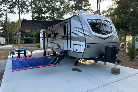 Joshua's Keystone Cougar 30BHS Travel Trailer