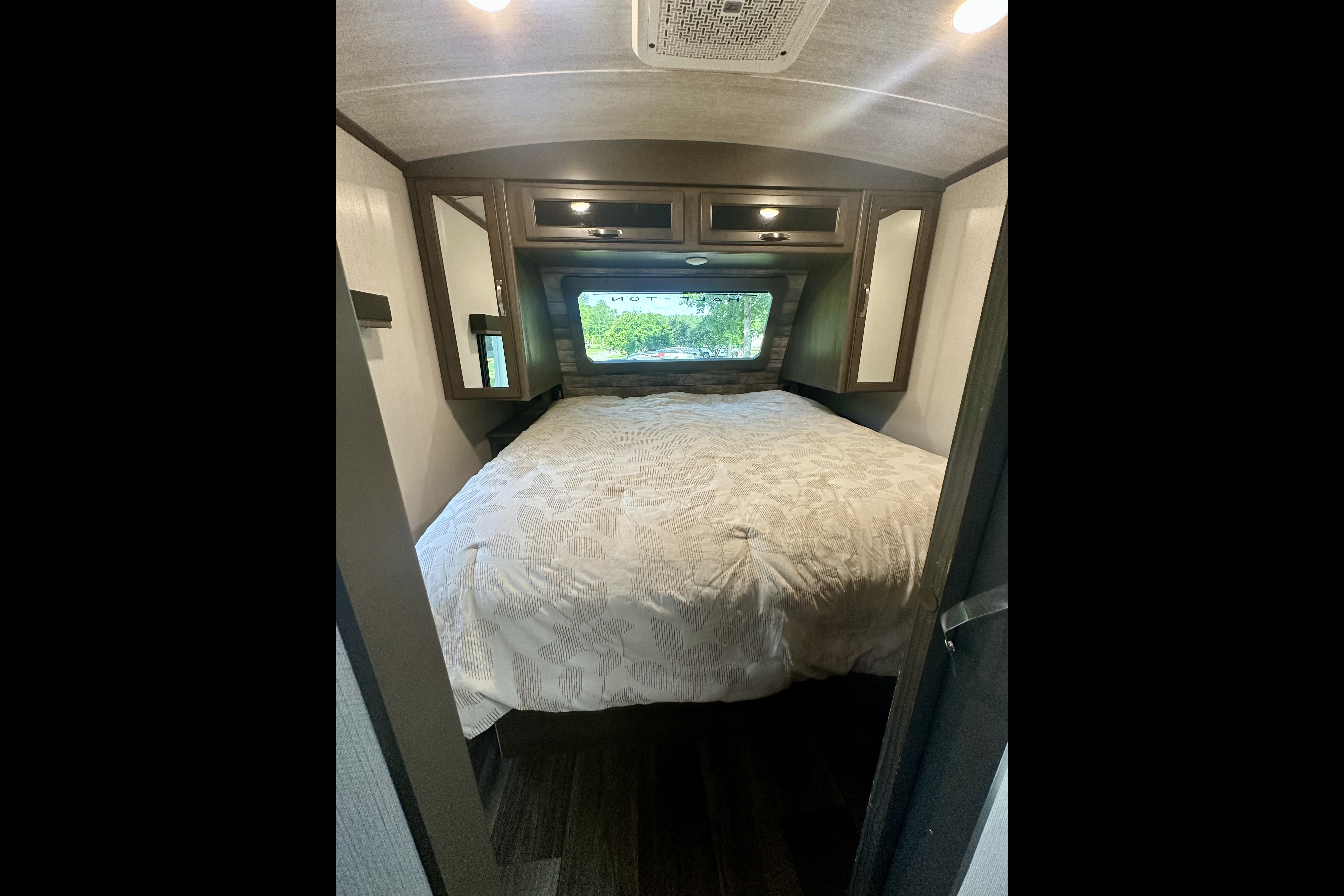 Joshua's Keystone Cougar 30BHS Travel Trailer