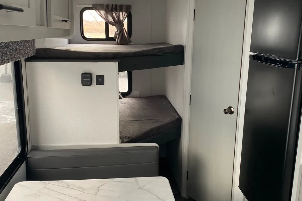 Kristina's Wildwood FSX 179DBK Travel Trailer