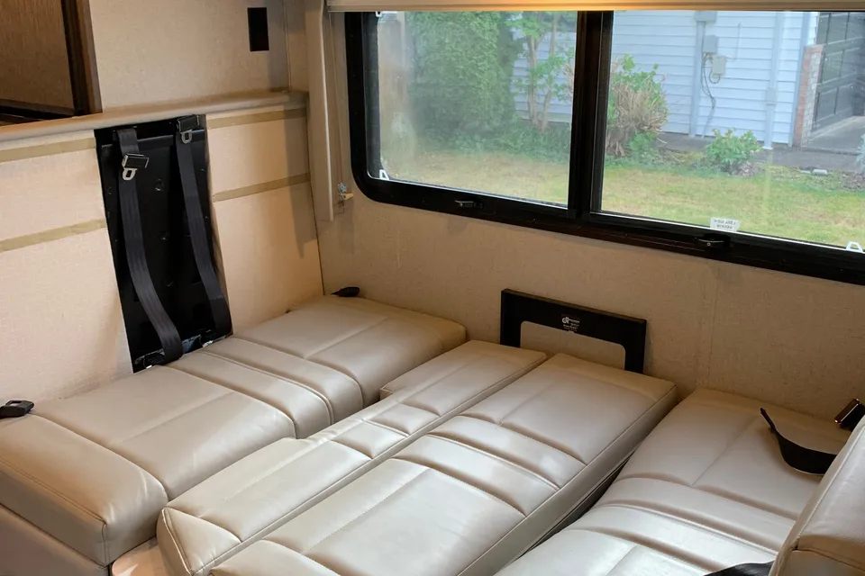 Trailblazer Adventurer Class C Motorhome