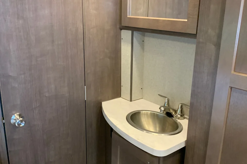 Trailblazer Adventurer Class C Motorhome