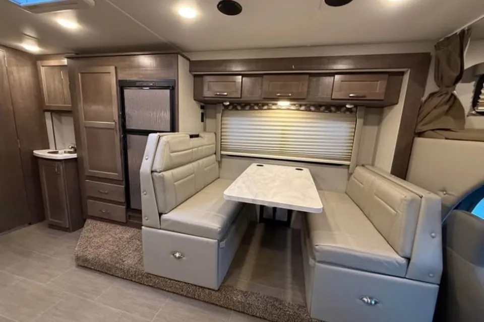 Trailblazer Adventurer Class C Motorhome