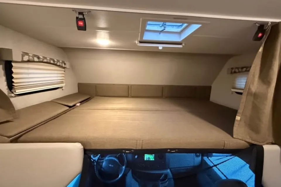 Trailblazer Adventurer Class C Motorhome