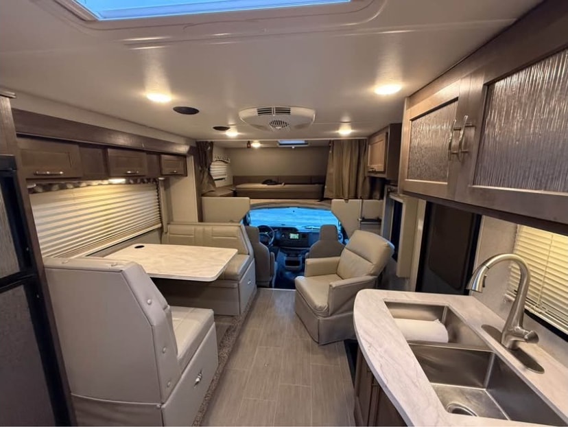 Trailblazer Adventurer Class C Motorhome