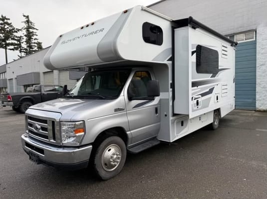 Trailblazer Adventurer Class C Motorhome