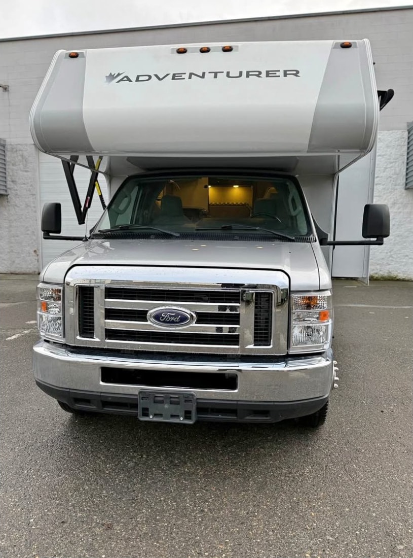 Trailblazer Adventurer Class C Motorhome