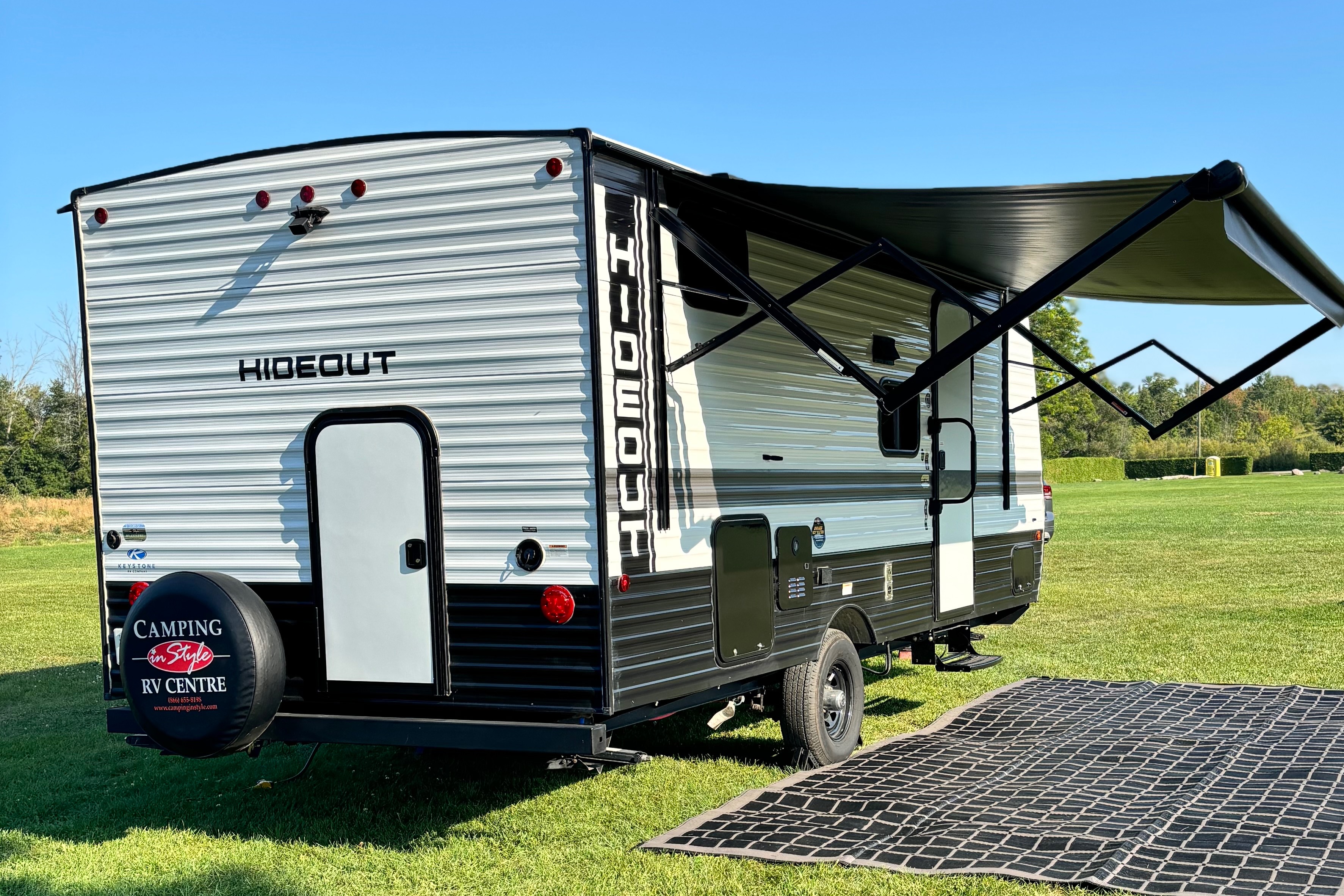 Ashley's perfect family trailer! 2024 keystone hideout 181BH Travel Trailer