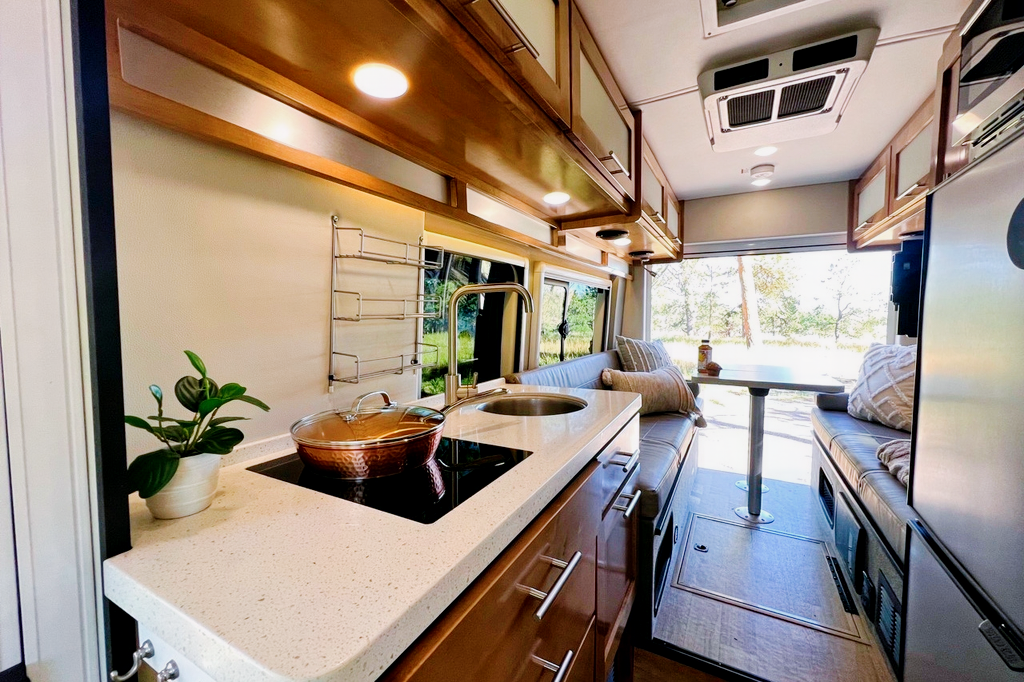 The Teton | 6 Seat belts | Luxury Van
