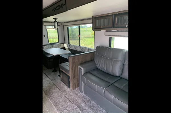 TD’s Heartland M33 Travel Trailer