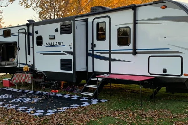 TD’s Heartland M33 Travel Trailer