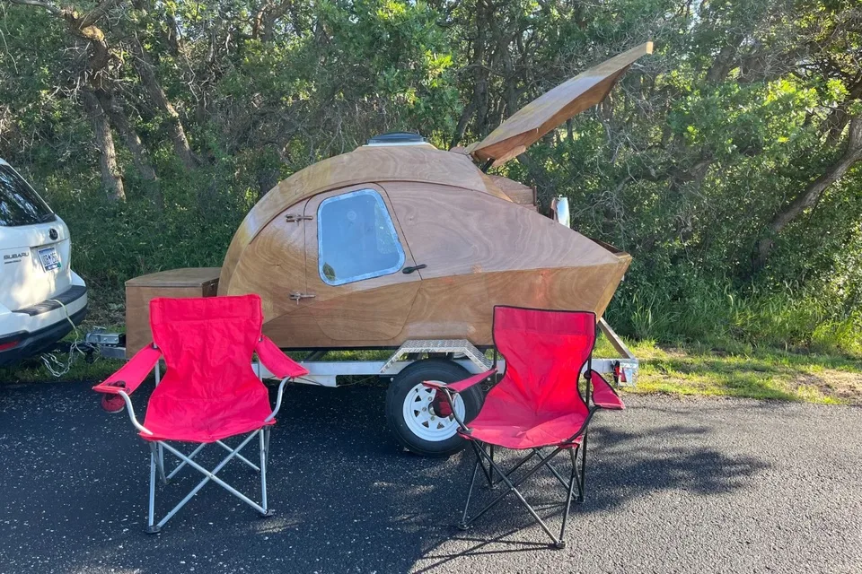 CLC Teardrop Camper 🌄 Easy towing, off-grid power, no setup! 🚙