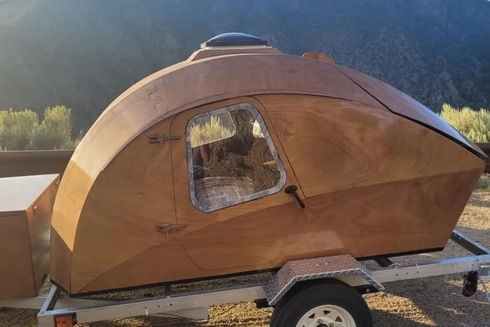 CLC Teardrop Camper 🌄 Easy towing, off-grid power, no setup! 🚙