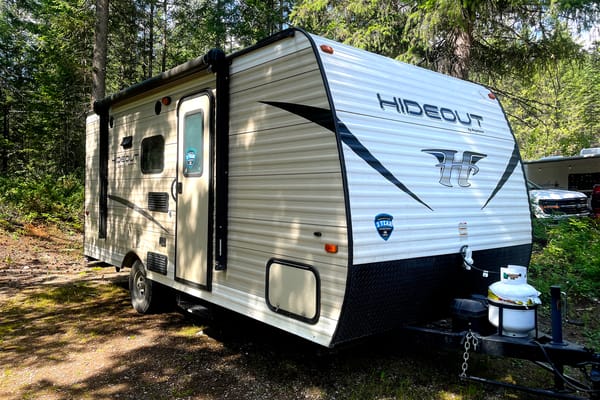 Trolly’s Travel Trailer