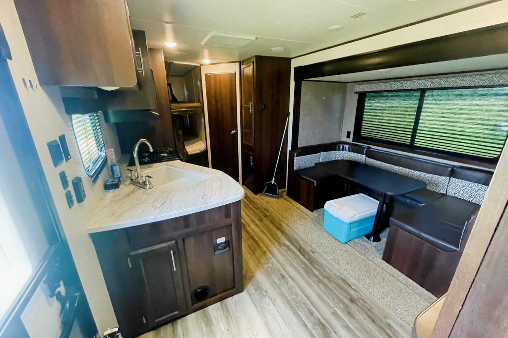Rob's Jayco 2019 Travel Trailer