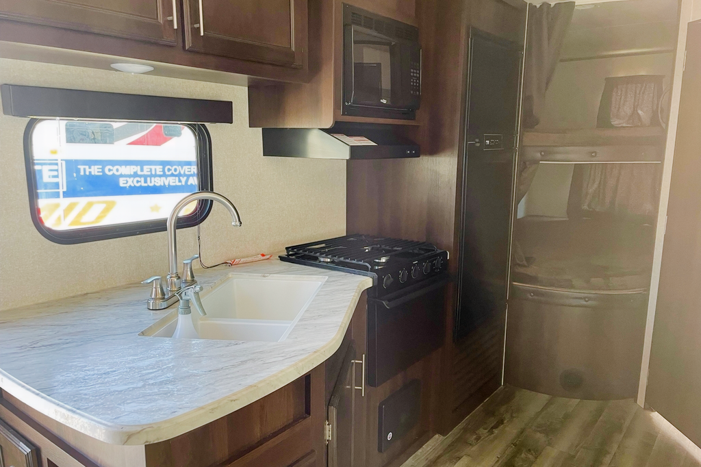 Rob's Jayco 2019 Travel Trailer
