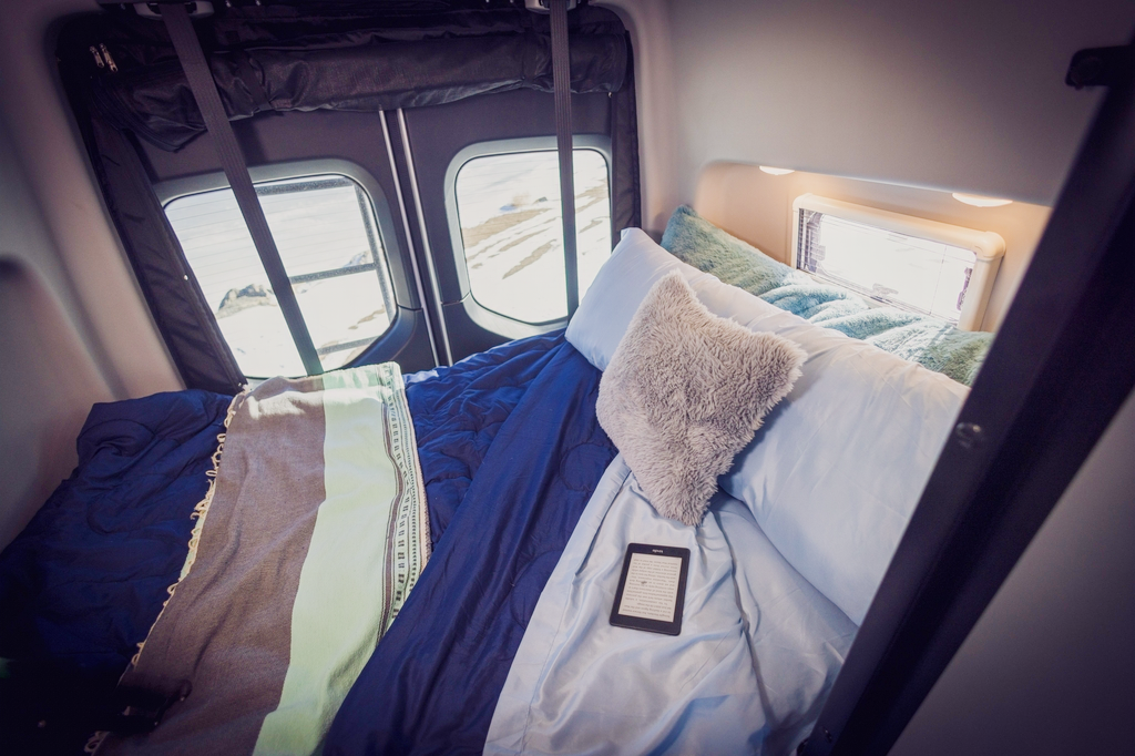 Luna Rover Mercedes Sprinter Winnebago Revel