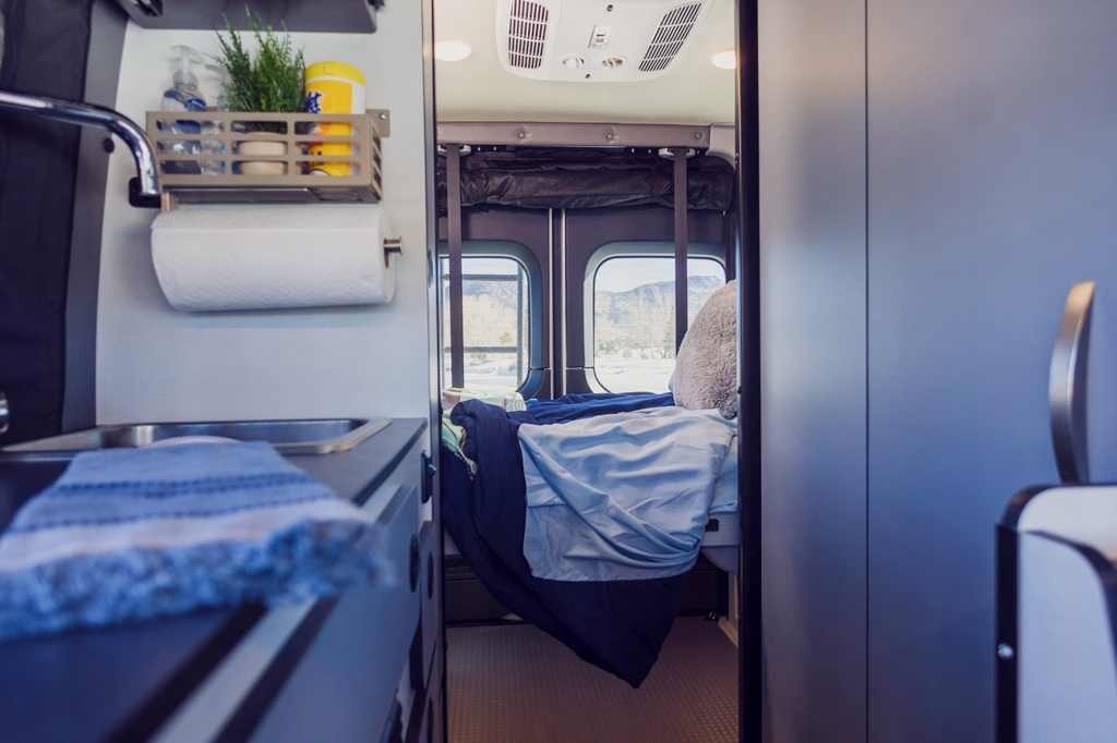 Luna Rover Mercedes Sprinter Winnebago Revel