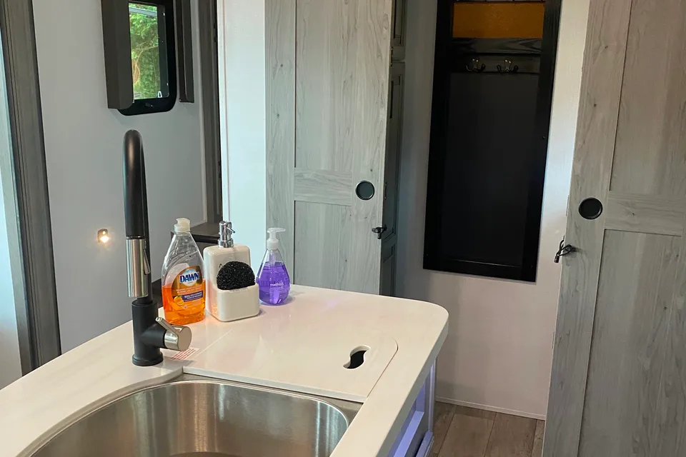 Unbelievable Executive Montana Fifth Wheel