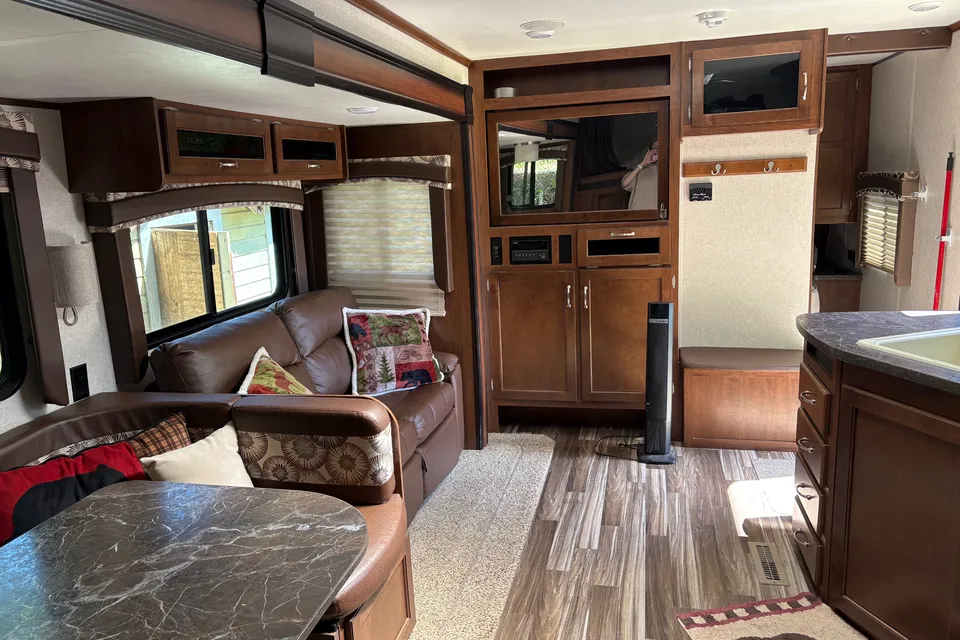 Jayco 28’ BH Travel Trailer with Paddle Boards