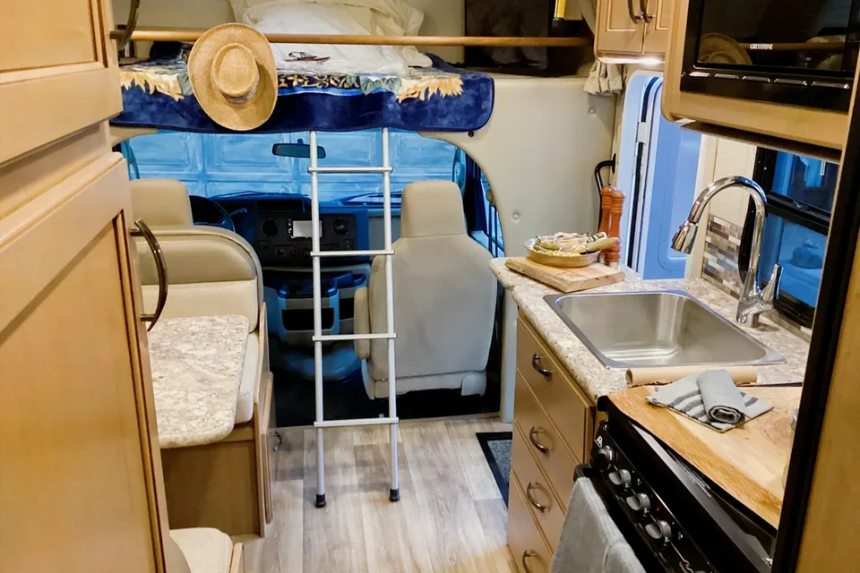 Mama D’s RVs (1)