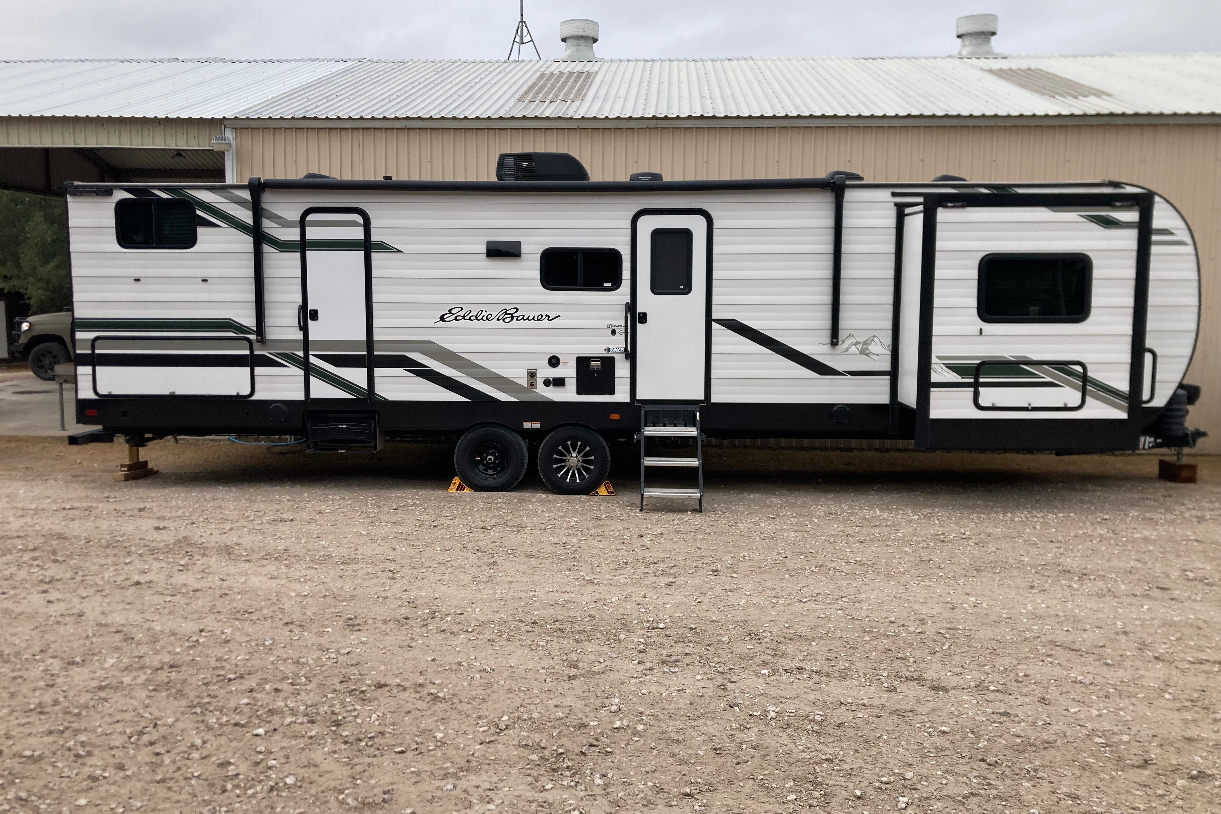 MJ's Heartland Eddie Bauer Travel Trailer